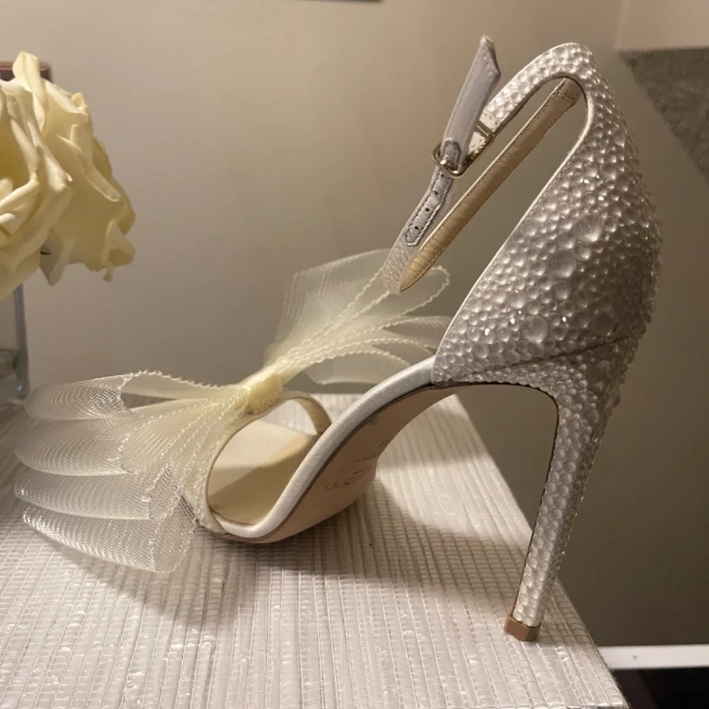 Jimmy Choo Aveline 100m Pumps with Tulle Detail - Picture 5 of 11